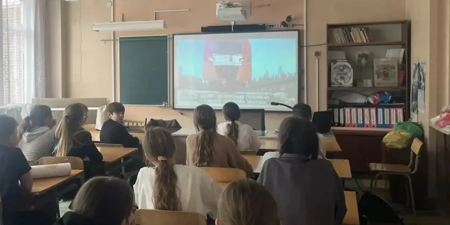 🚘Единый информационный день дорожной безопасности в ГБОУ школе N454🚘  Уважаемые ученики, родители и 