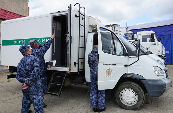 В УФСИН России по Магаданской области прошел смотр служебного автотранспорта