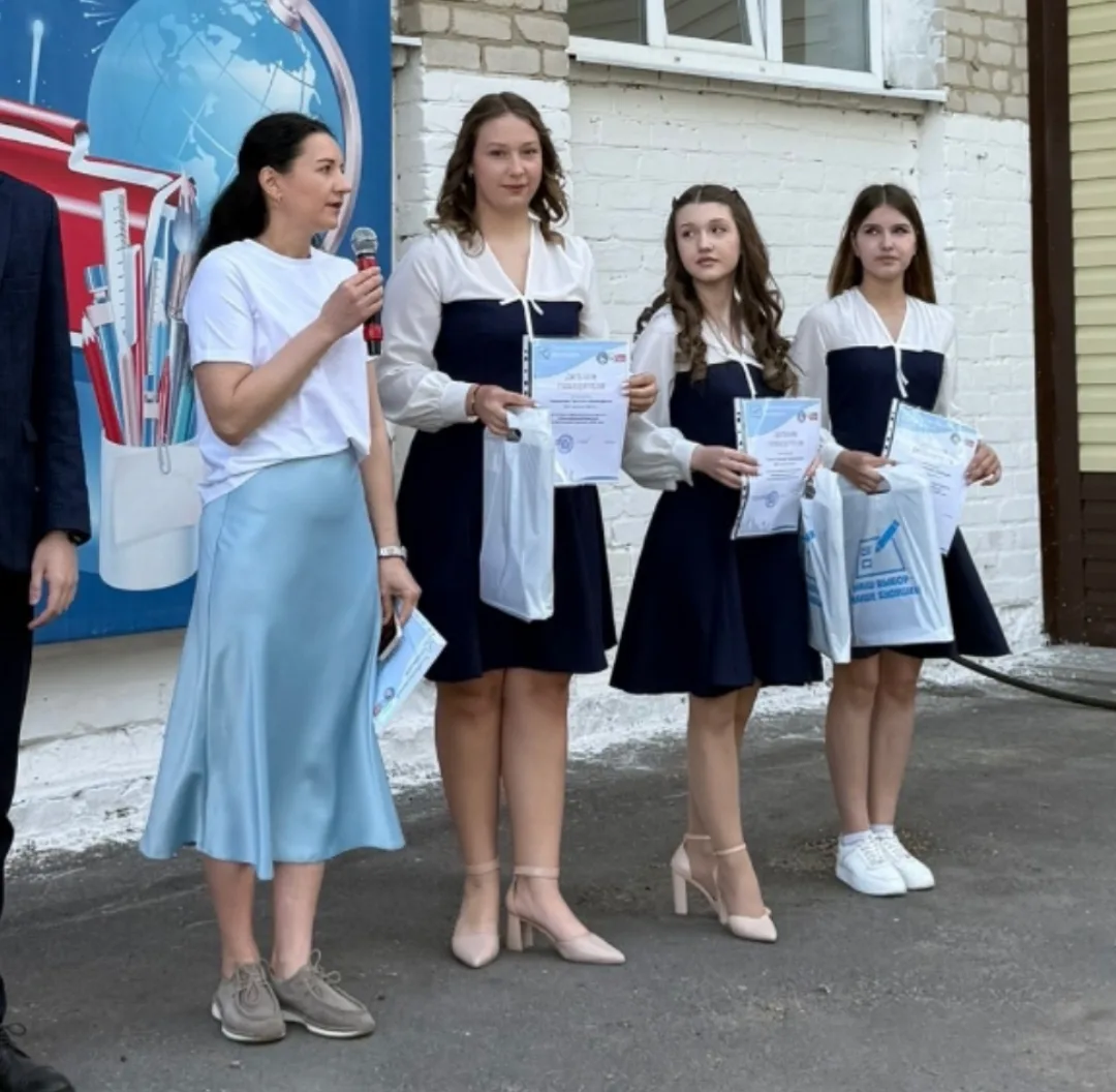 🥇Поздравляем победителей Электорального диктанта!
🏆В нашем школьном сообществе есть ребята, которы