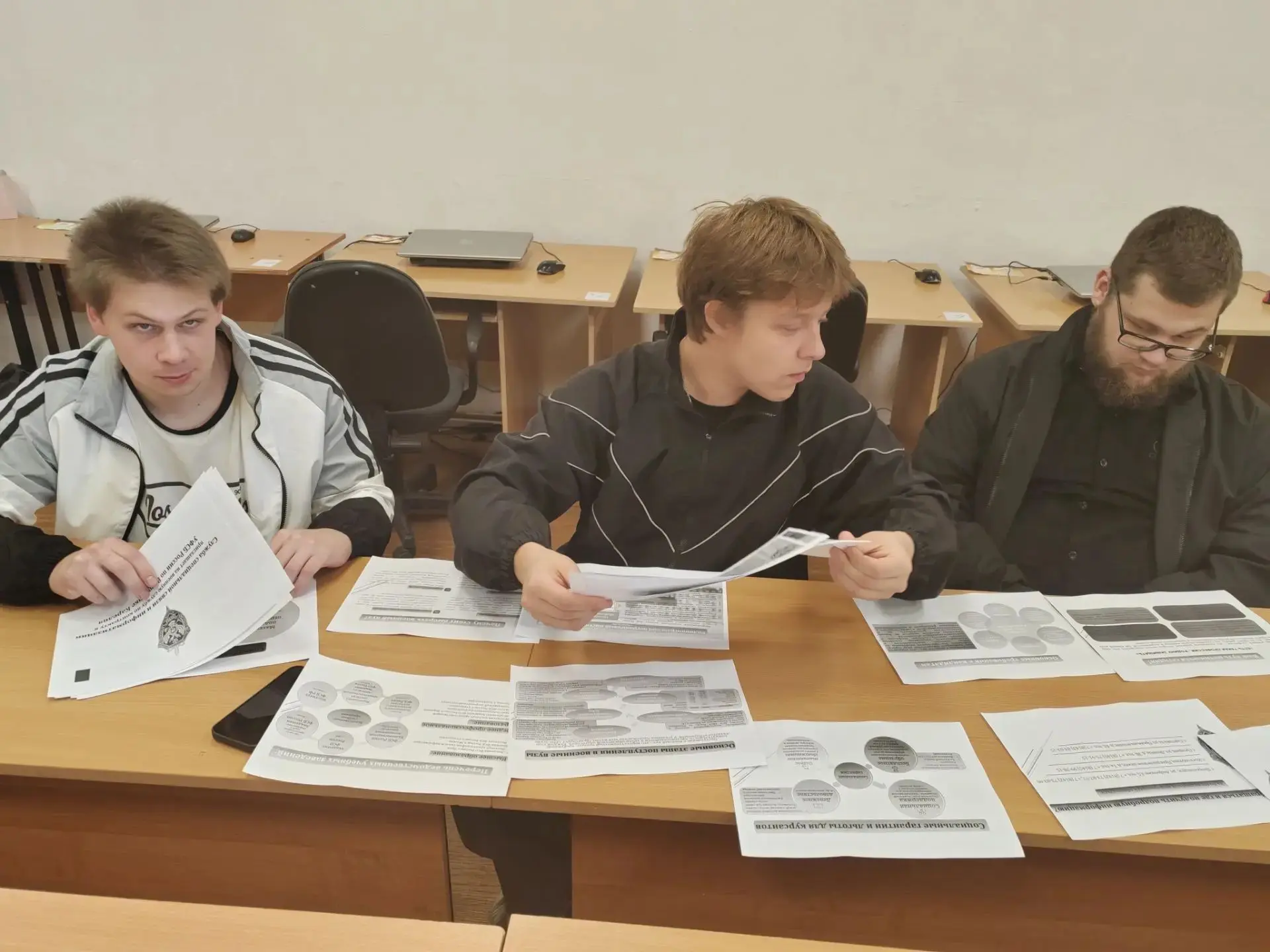 📢 14 сентября в Сортавальском колледже состоялась профориентационная встреча с предста...
