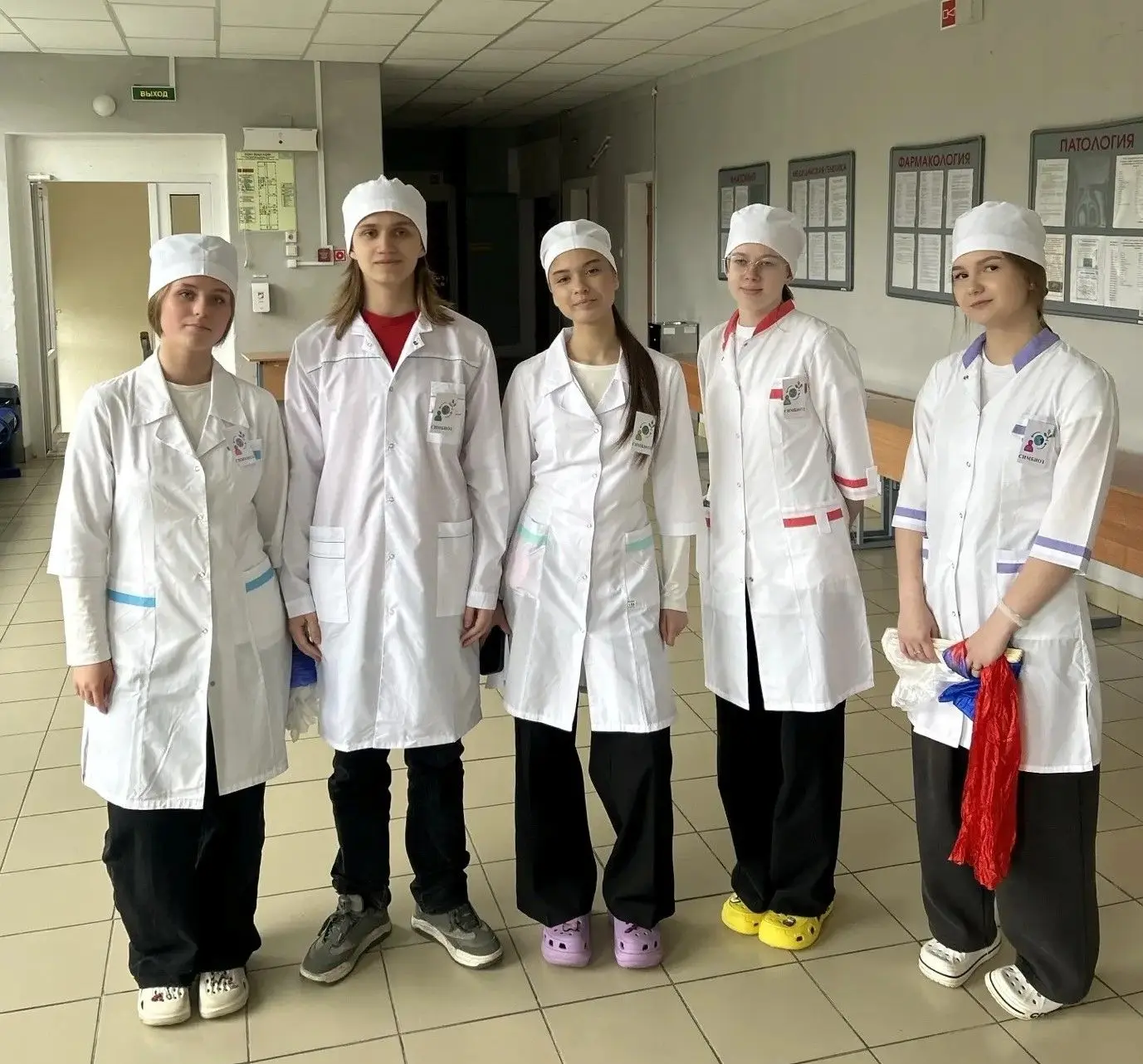 🎉🏆 УРА! НАША КОМАНДА — ПОБЕДИТЕЛЬ! 🔬💙

1 июня на базе Фельдшерского колледжа прошла городская ол