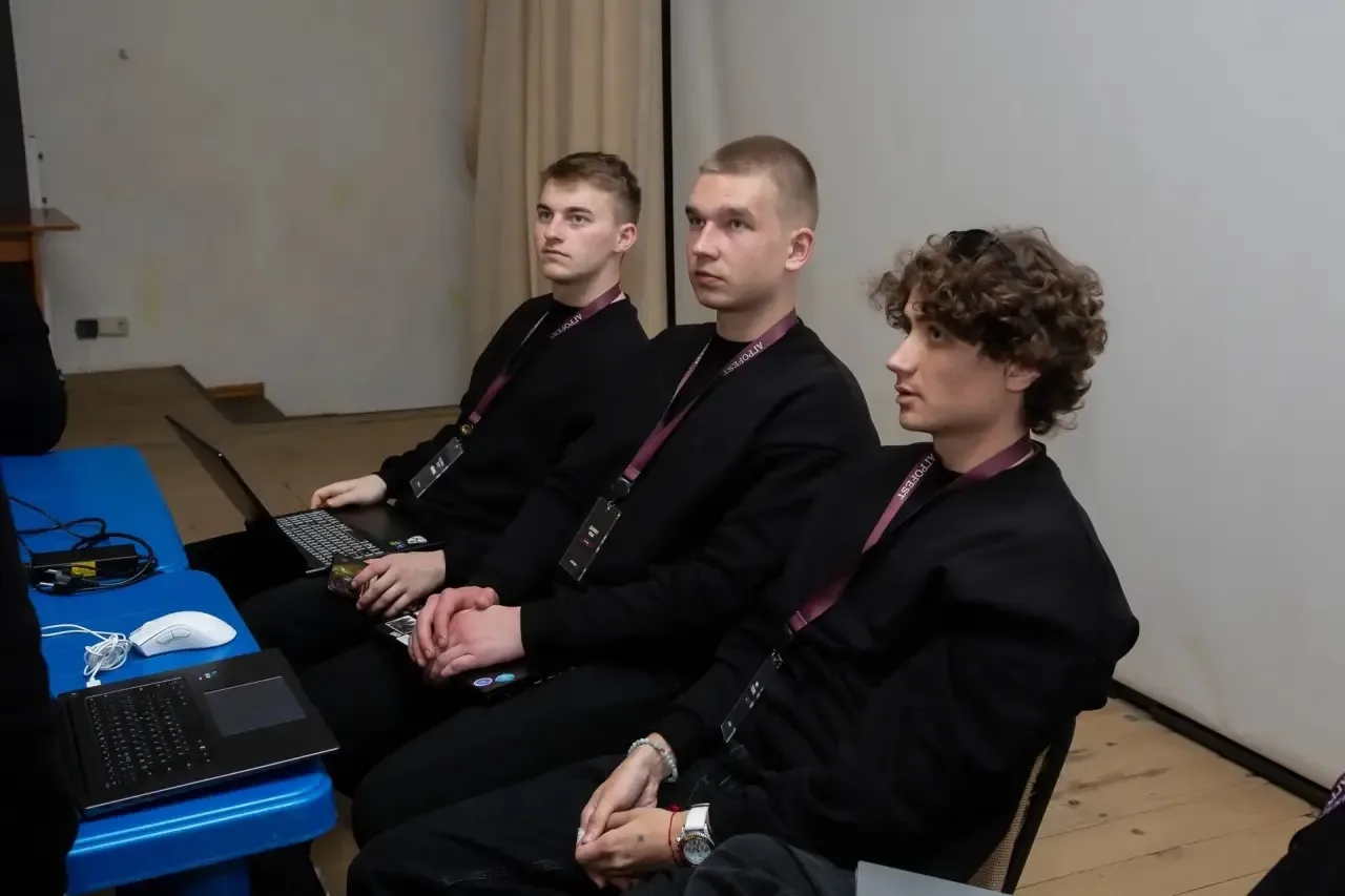 «АгроFest»: где агро, медиа и IT решают задачи будущего 🚀  Представители Студенческого научного обще
