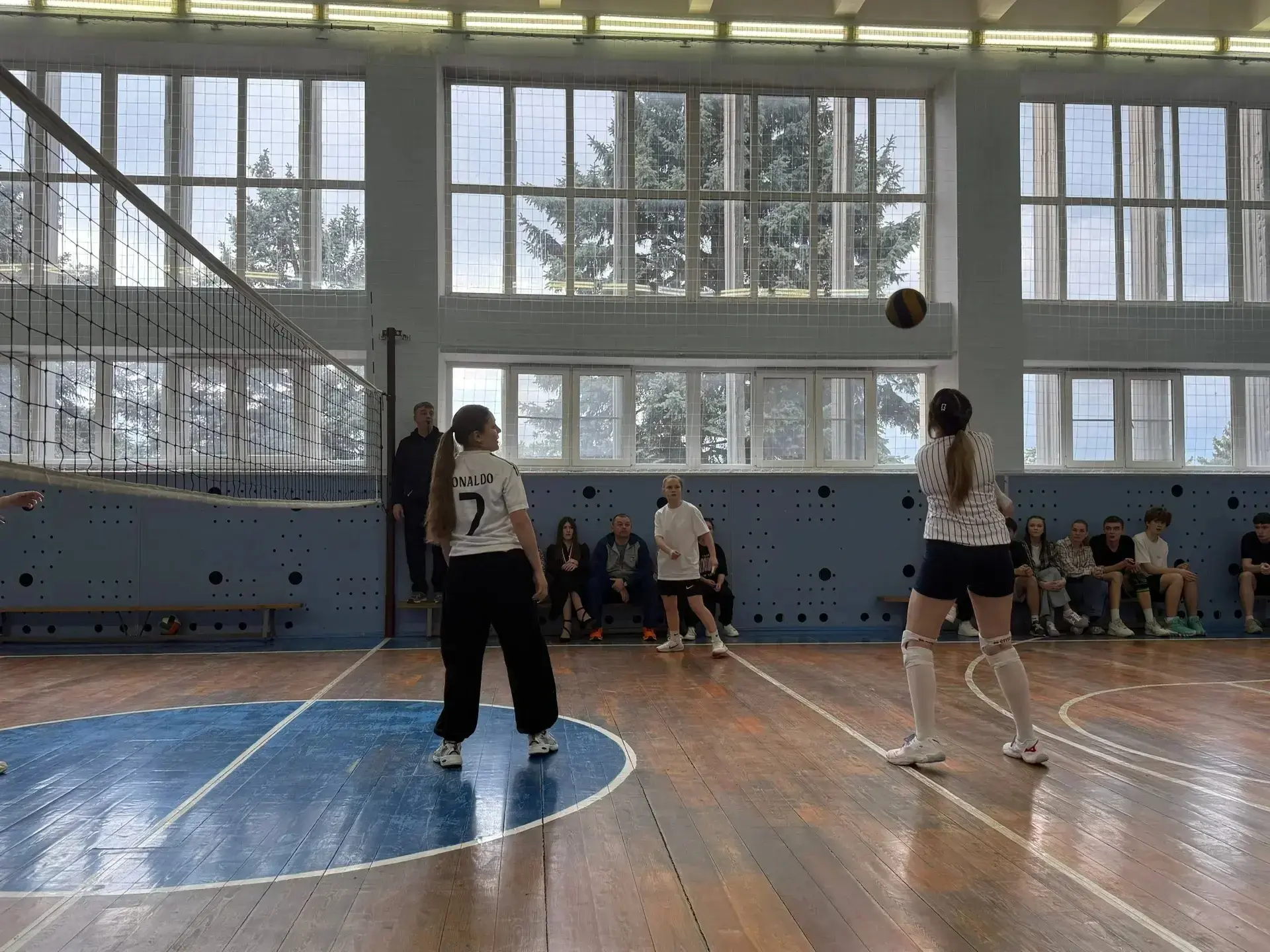 🏐 С 31 марта по 3 апреля в нашем колледже царила атмосфера настоящего спортивного праздника. В честь