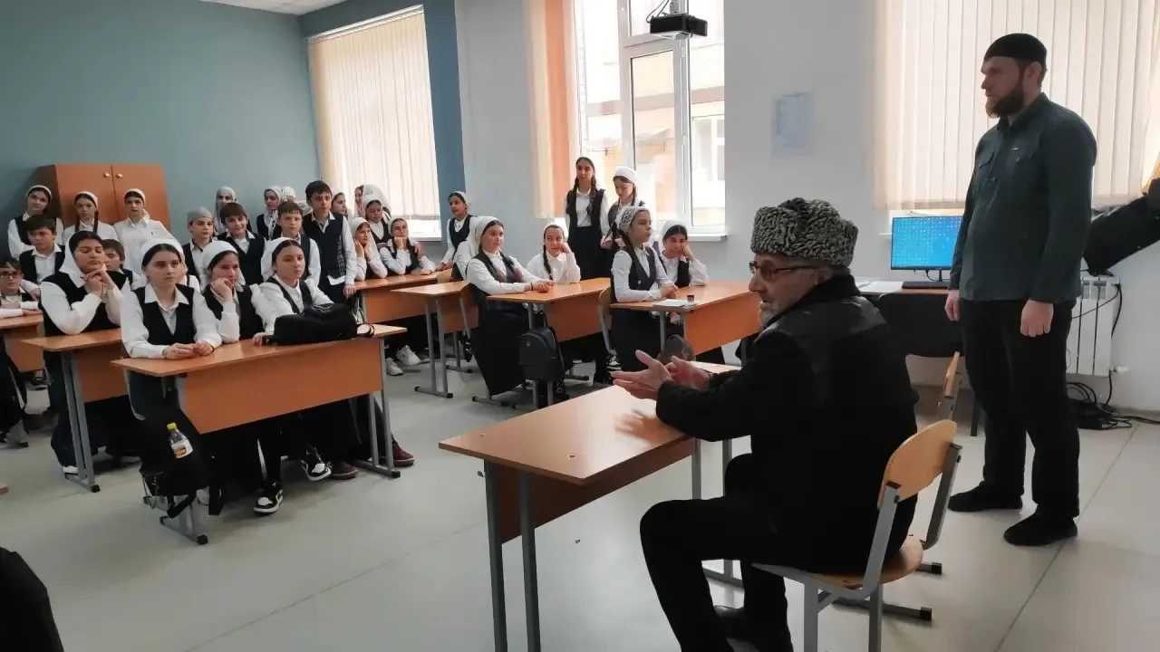 В нашей школе была проведена беседа по популяризации традиционных семейных ценностей на...