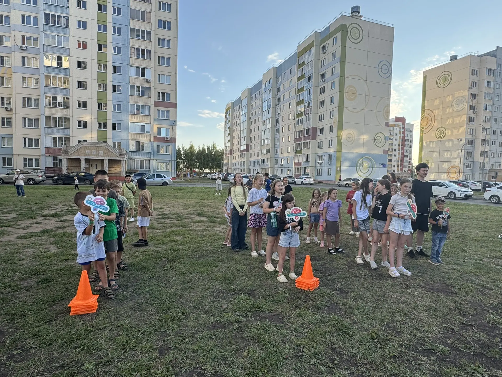 ☀️ Летние дворовые игры в 47, 49 микрорайонах: : день, когда двор стал большой дружной ...