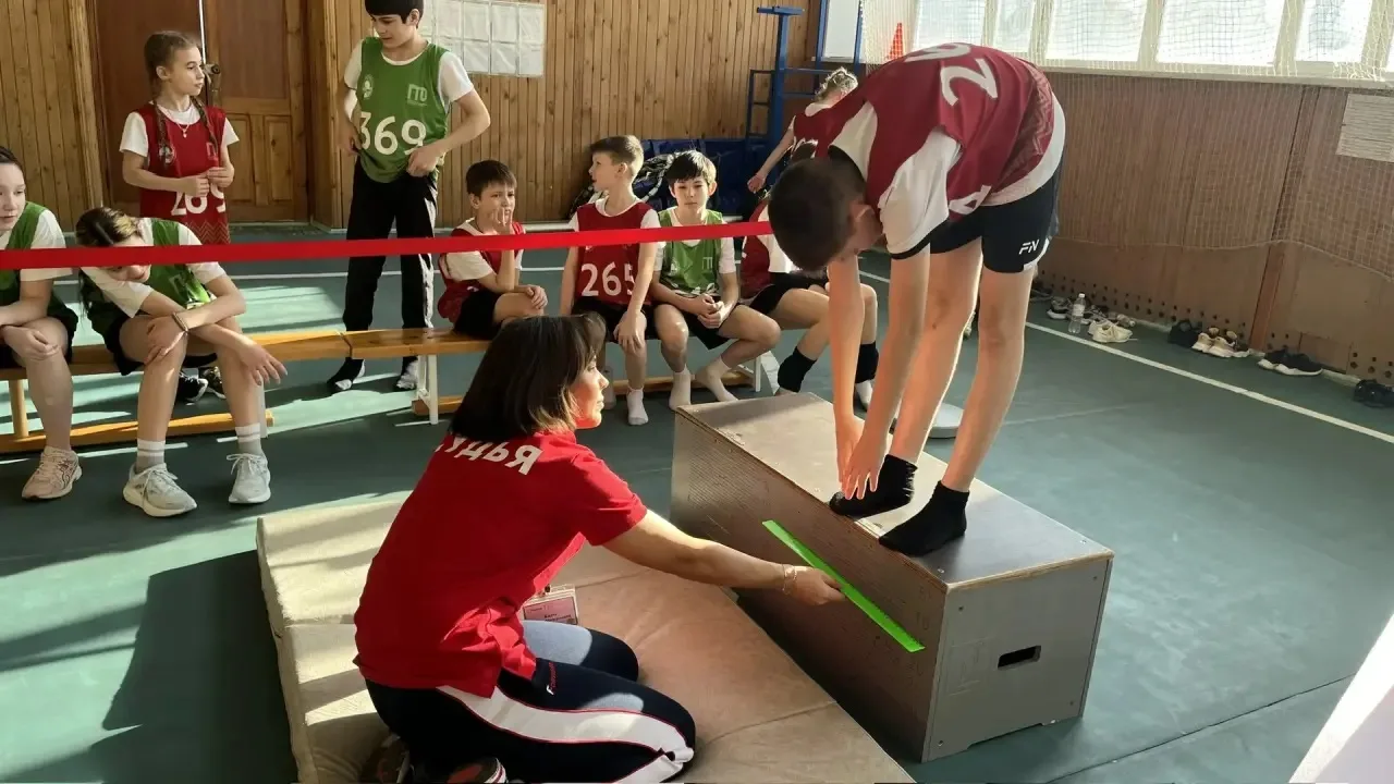 Сегодня наши ученики приняли участие в Фестивале Всероссийского физкультурно‑спортивного комплекса «