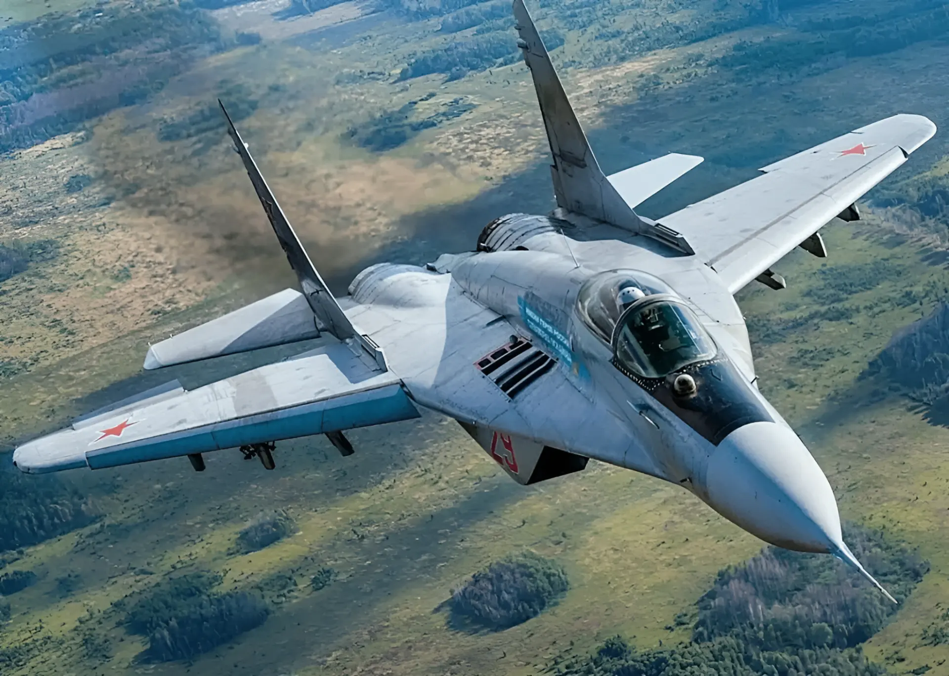 Наш истребитель 4-го поколения МиГ-29 ВКС России - эффективный и высокоманевренный возд...