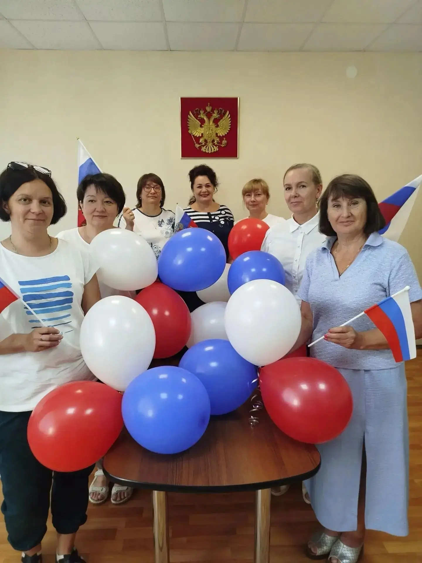 🇷🇺 Сегодня в нашей стране отмечается День Государственного флага Российской Федерации...