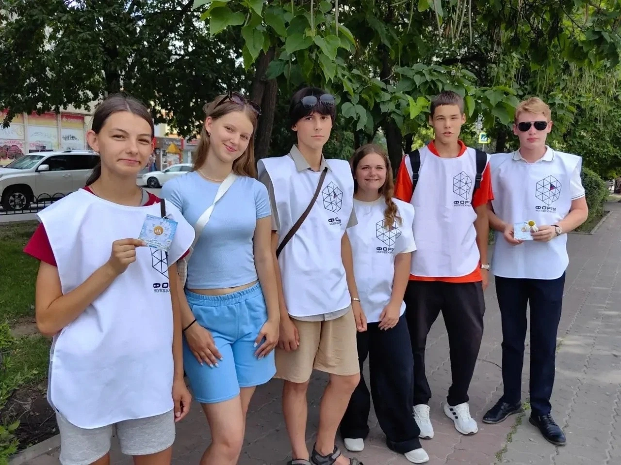 Больше, чем праздник ❤

В День семьи, любви и верности молодёжные пространства и улицы Волгограда на