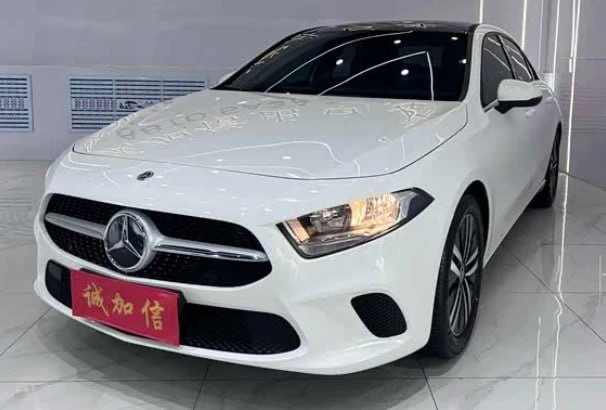 🏎 Mercedes-Benz A 180 L Sport Sedan