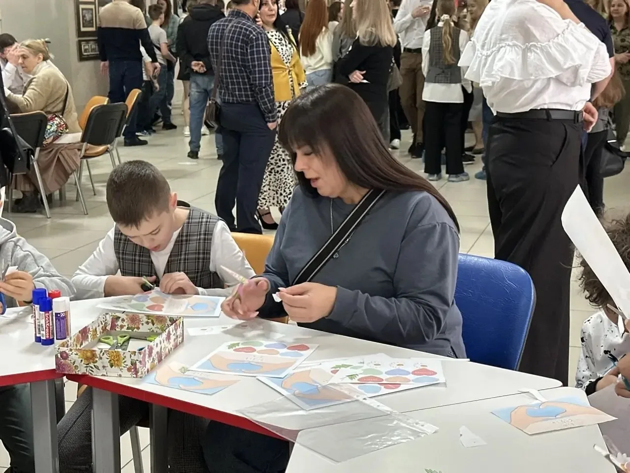 👨‍👩‍👧‍👦 Семья — это сердце школы! Празднуем Международный день семьи в Школе №78 ✨  15 мая во всем м