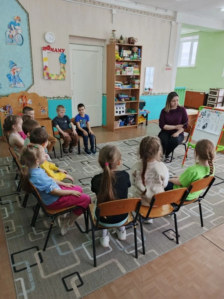 Сегодня в подготовительной группе прошло необычное занятие-сказка. Ребята отправились в...