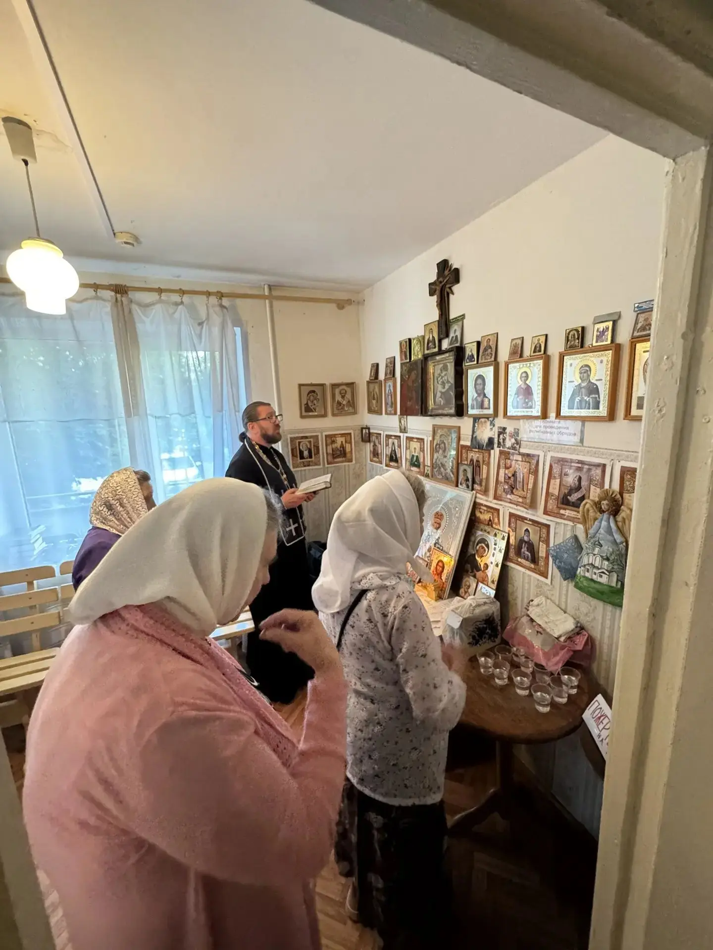 В Псковском Доме ветеранов отметили день памяти святой равноапостольной княгини Ольги. Настоятель це