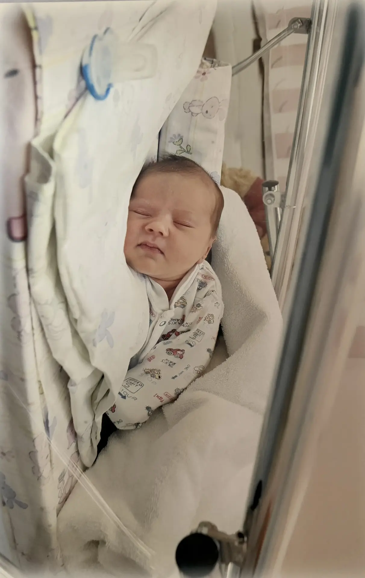 Мой 2016 год 🤱🏻 ⠀ Вот и я стала невольным участником челленджа 2026 —> 2016, который вирусится в зап