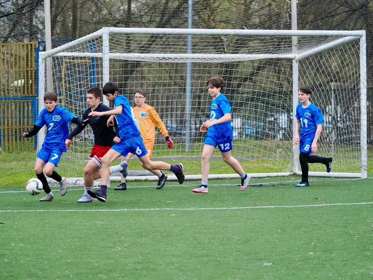 СЕРЕБРО НАШЕ!  ⚽️ 14 апреля наши футболисты выступили на отборочном межрайонном этапе Школьной Спорт