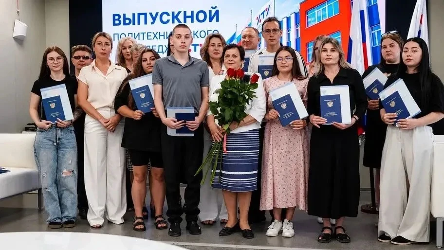 📣 О нас пишут! 
«Генический Вестникъ» опубликовал статью про наших выпускников. 

Читайте полную ве