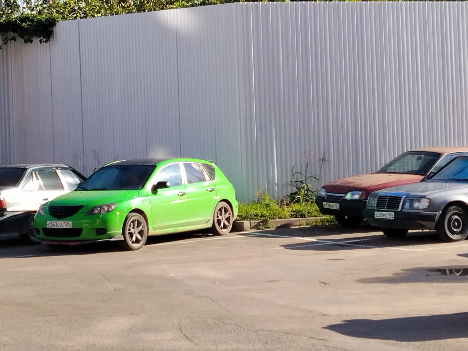Уберите автомобили с парковки! 🚗