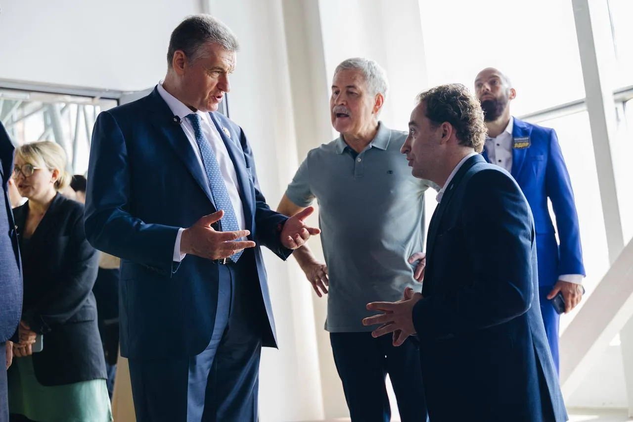 ⚡️ЛДПР предлагает новую модель развития технопарков

Сегодня небольшие конструкторские бюро создают 