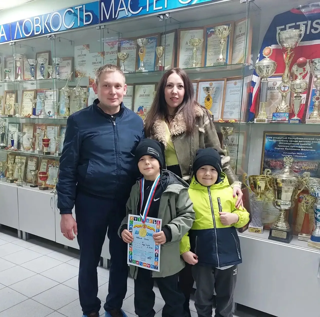 «7Я в объективе Женского движения» - фоточеллендж ко Дню семьи, любви и верности - трогательные фото