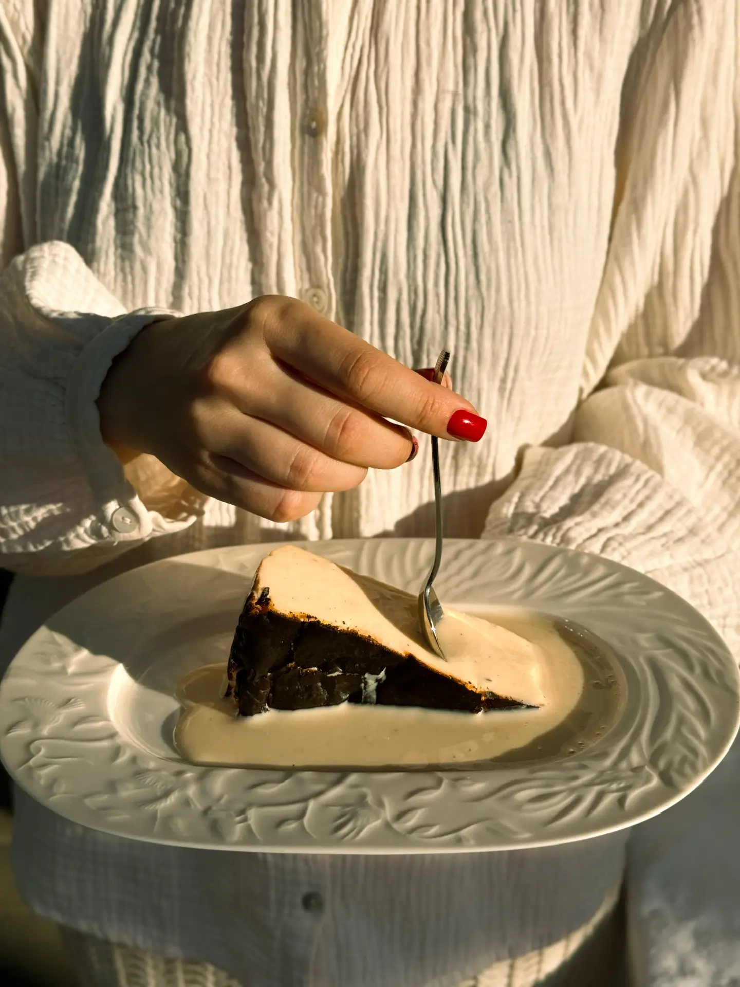 🍰 Выбираем чизкейк с ванилью, бобами тонка и соусом англез, когда хочется завершить об...