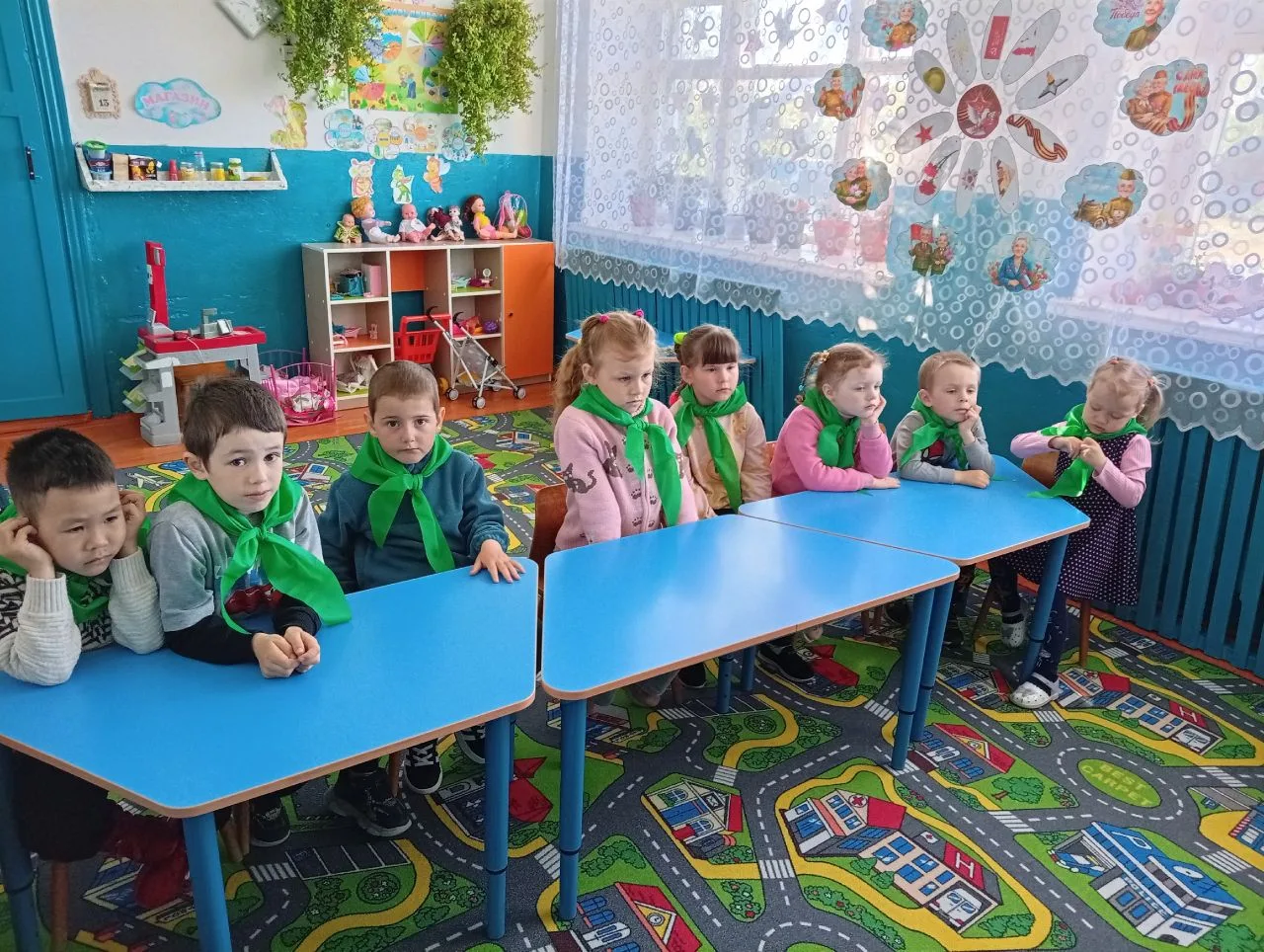 13 мая в дошкольной группе прошёл удивительный тематический день, посвящённый цветку по...