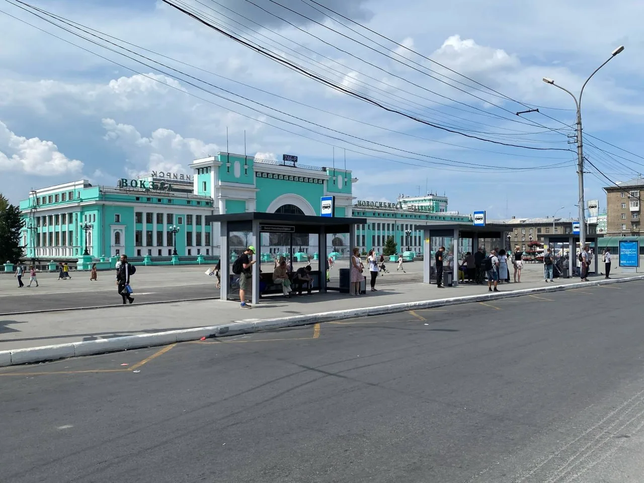 🏗️🏙️ К 2028 году планируется провести благоустройство площади у вокзала «Новосибирск-...