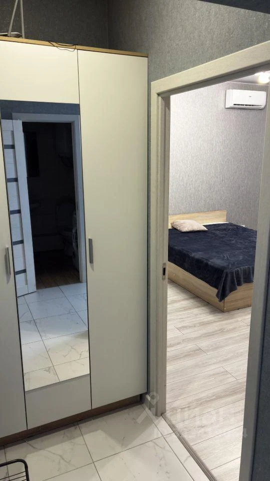 Сдам без посредников: 1-комнатная квартира, 35м²