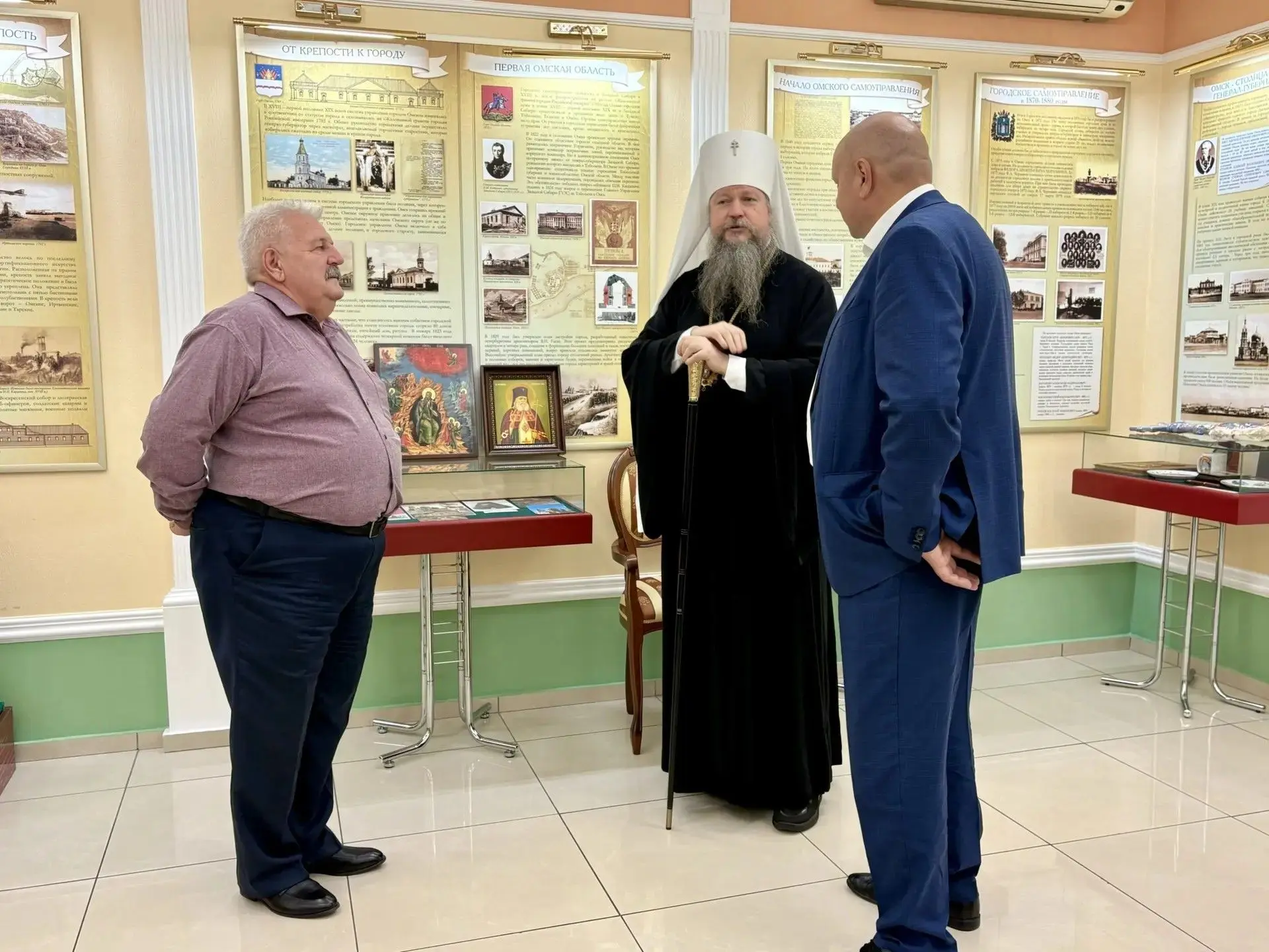 Встретились с Митрополитом Омским и Прииртышским Дионисием. Был рад приветствовать стол...