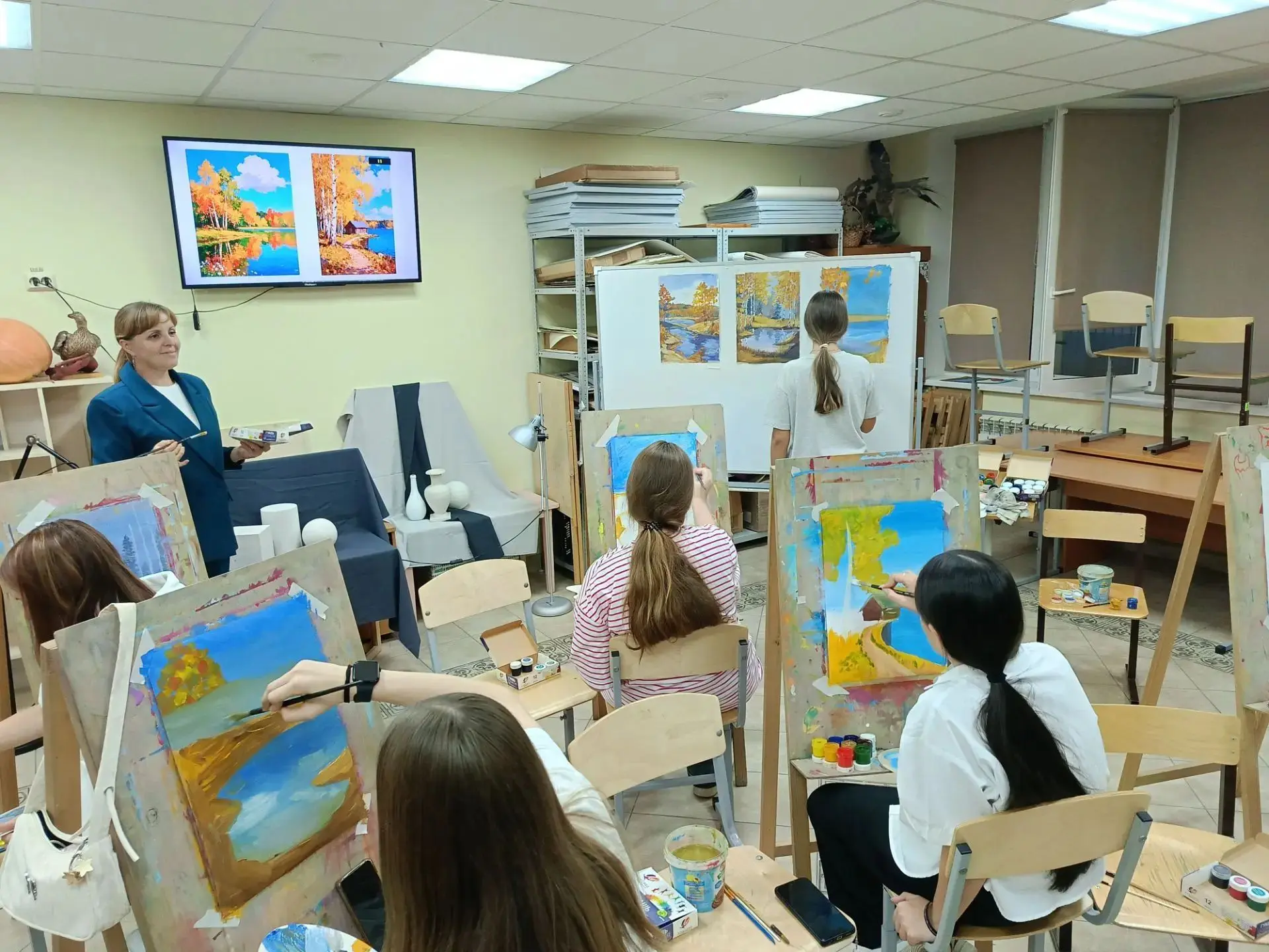 28 сентября в стенах Детской школы искусств «Мечта» состоялся мастер-класс по живописи ...