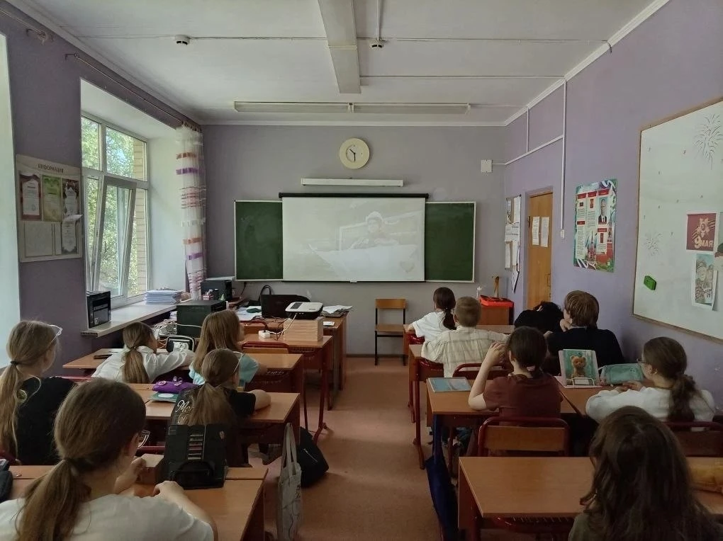 Сегодня в школе прошло итоговое занятие курса «Россия – мои горизонты».  В течение года дети знакоми