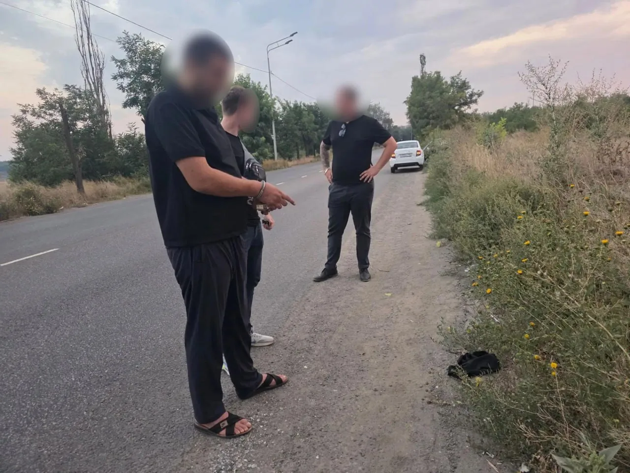 В Мариуполе ОПГ ограбила местного предпринимателя и угнала его автомобиль