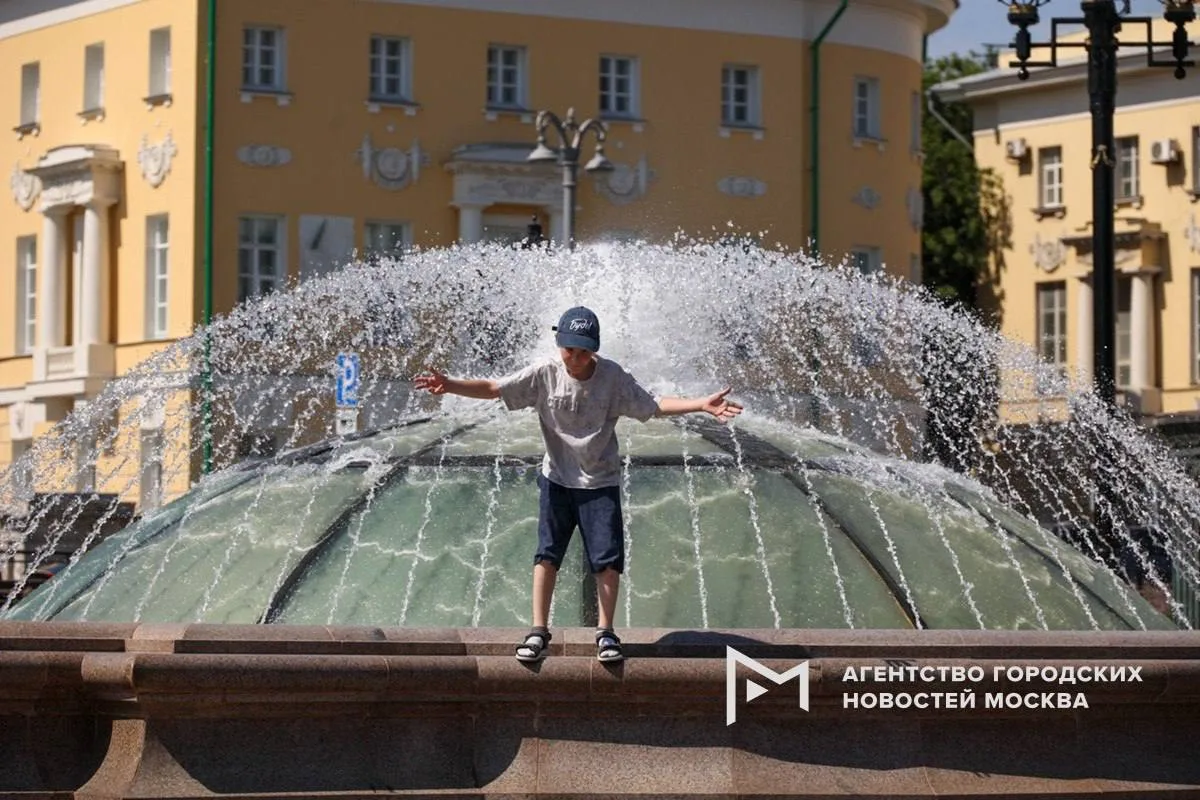 🥵 Настоящее пекло накрыло Москву.