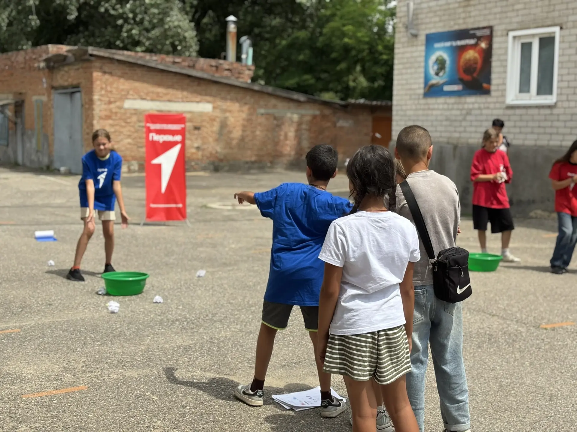 ☀️ День Движения Первых в лагере «Солнышко» прошёл на ура!

Утро началось бодро: традиционная зарядк
