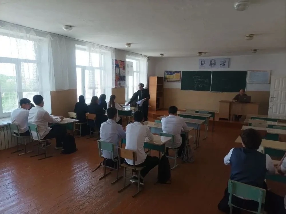 📌Сегодня педагог-психолог Ахмедова З. Ш. Психолого-педагогическому классу рассказала о наборе студен