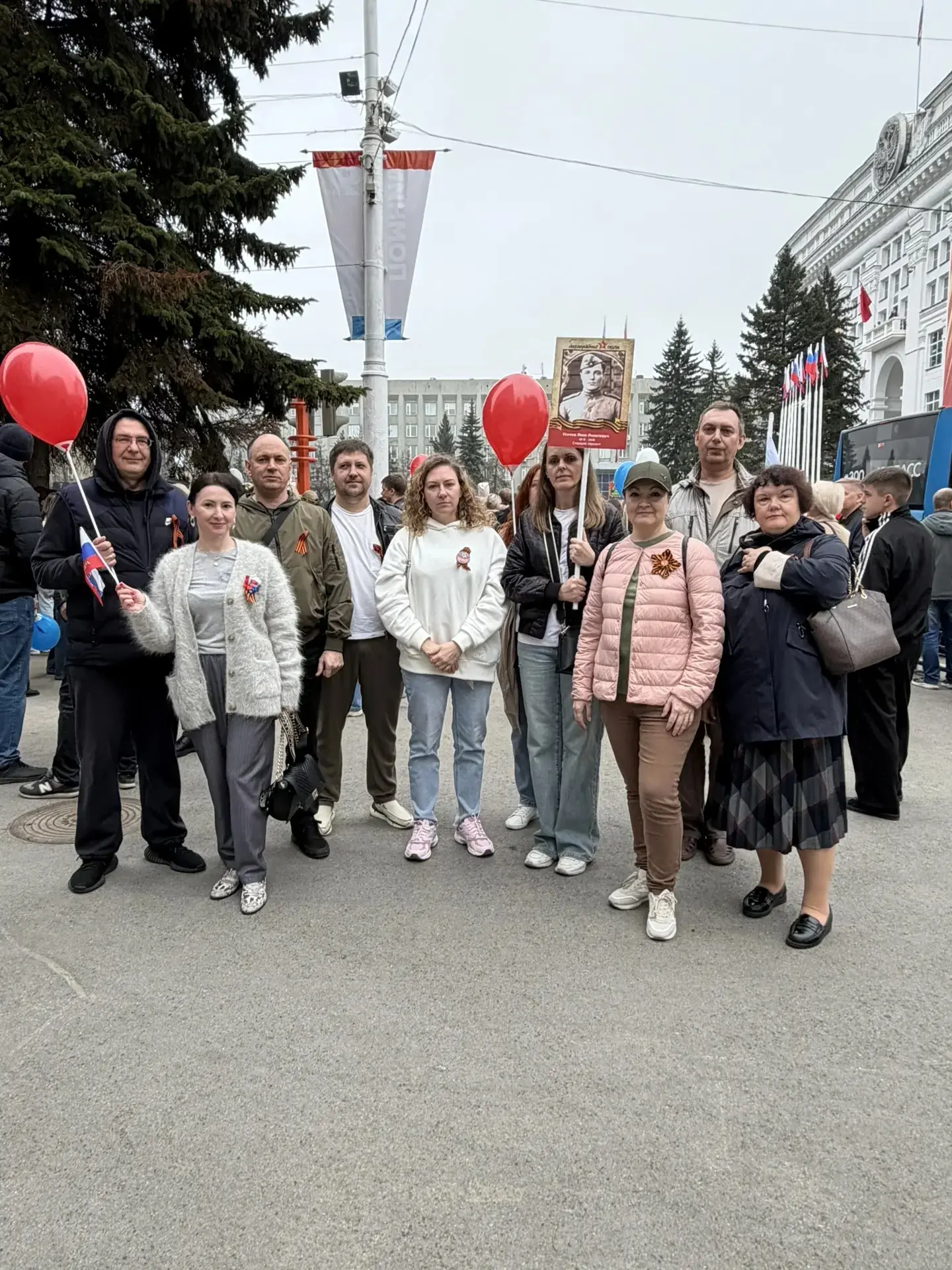 Сотрудники контрольно‑счётной палаты приняли участие в Параде Победы, посвящённом 9 Мая...