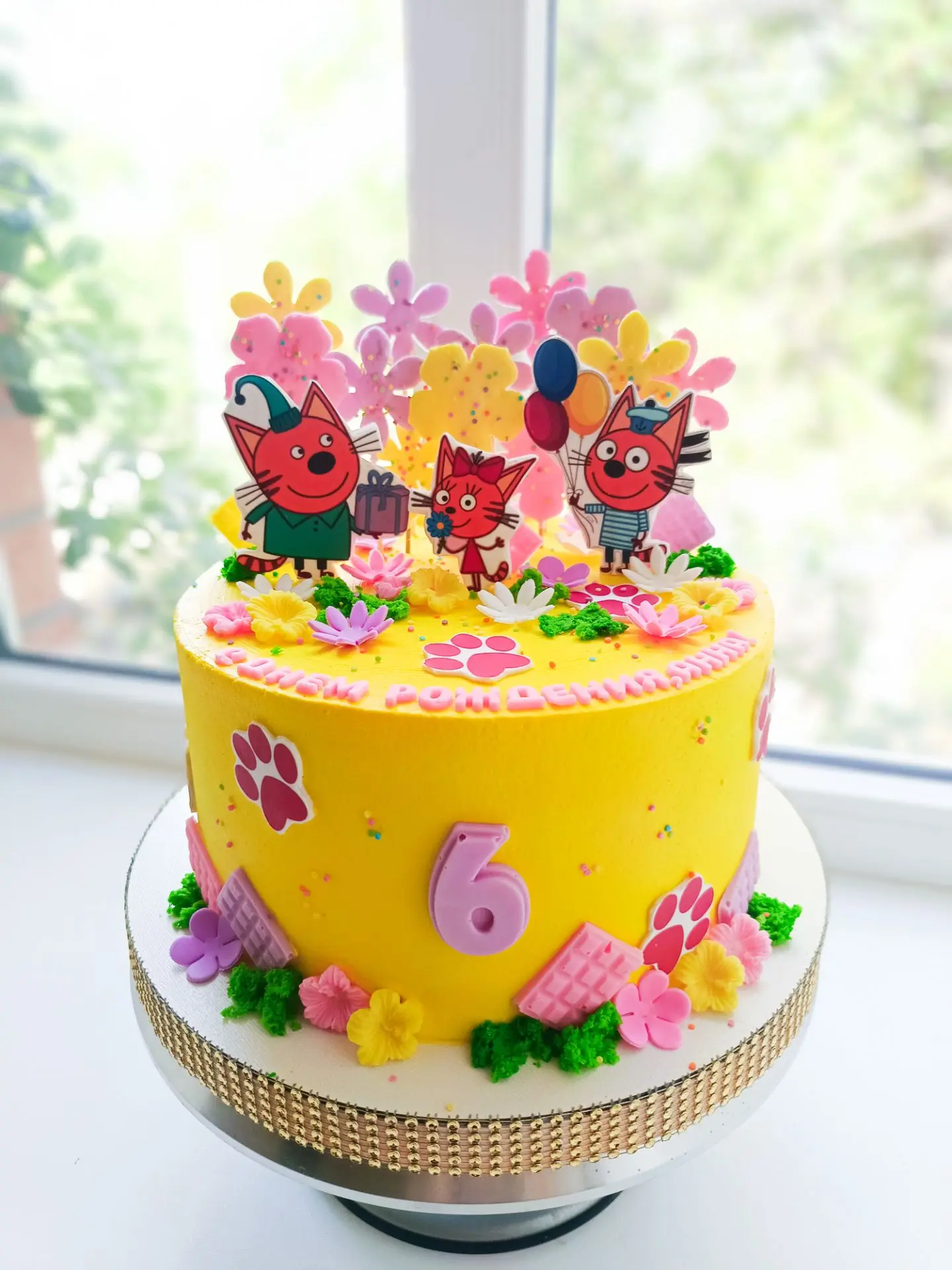 Тортик для очаровательной и милой девочки на день рождения! 💖❤🎂Поздравляю от всей душ...