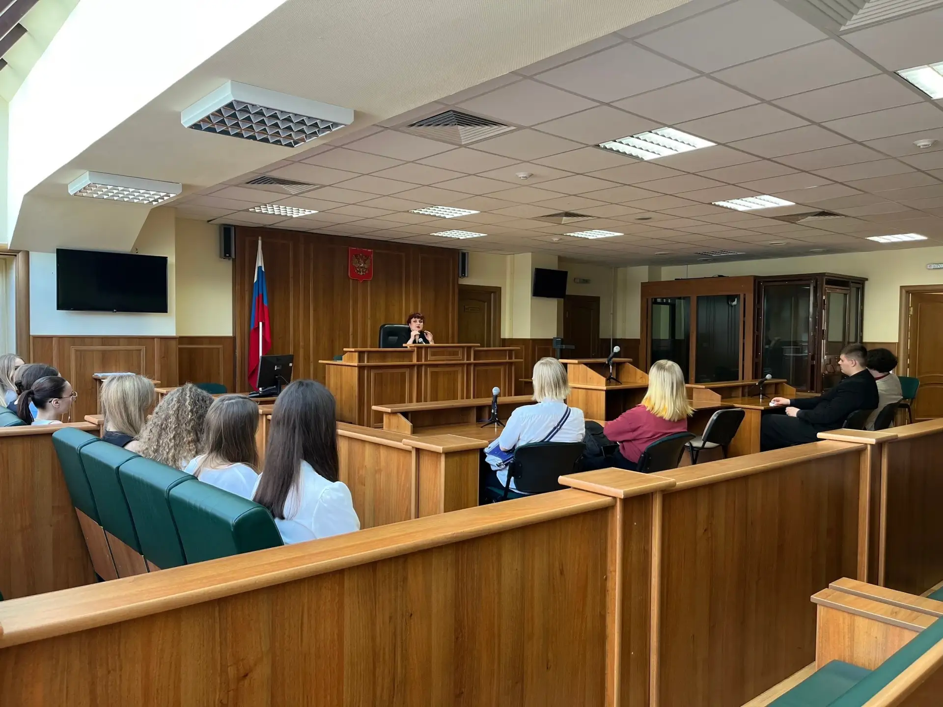 ⚖ Наши студенты — в центре судебной системы!   Первокурсники направления «Судебная и прокурорская де