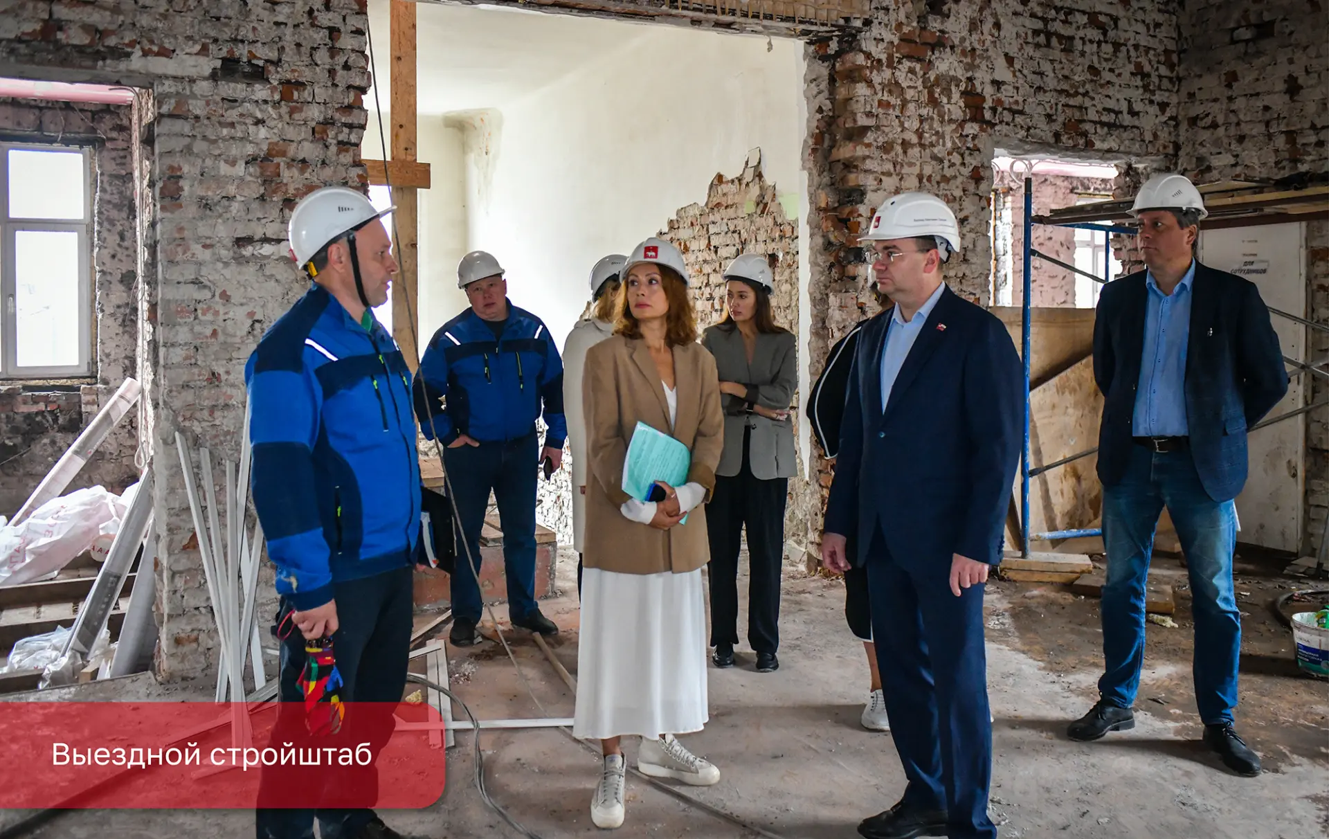 Очередной стройштаб провёл в школах, где идет капитальный ремонт. Проверил ход работ в трёх учрежден