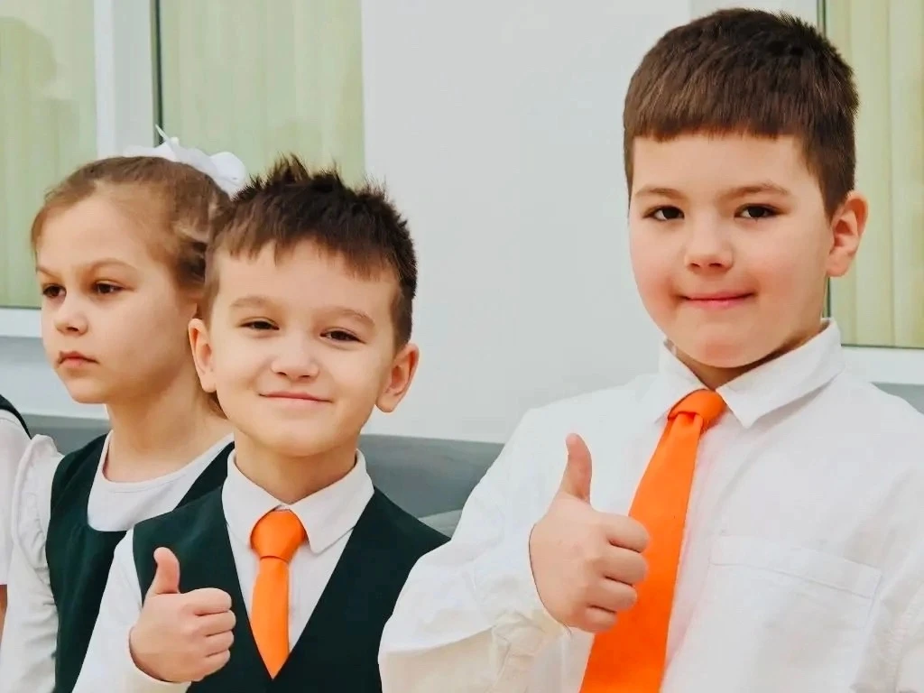 📢 Важное напоминание о внешнем виде

Уважаемые родители и учащиеся центра образования «Взлёт». Лето