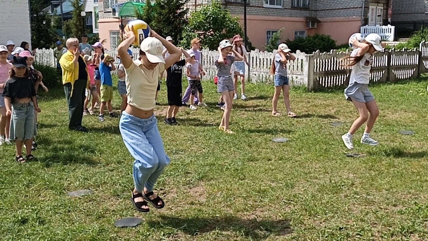 ⚡ Наш день скорости 🏁, ловкости 🤸 и отличного настроения 😊!
    Сегодня, 8 июня, у наших ребят бы