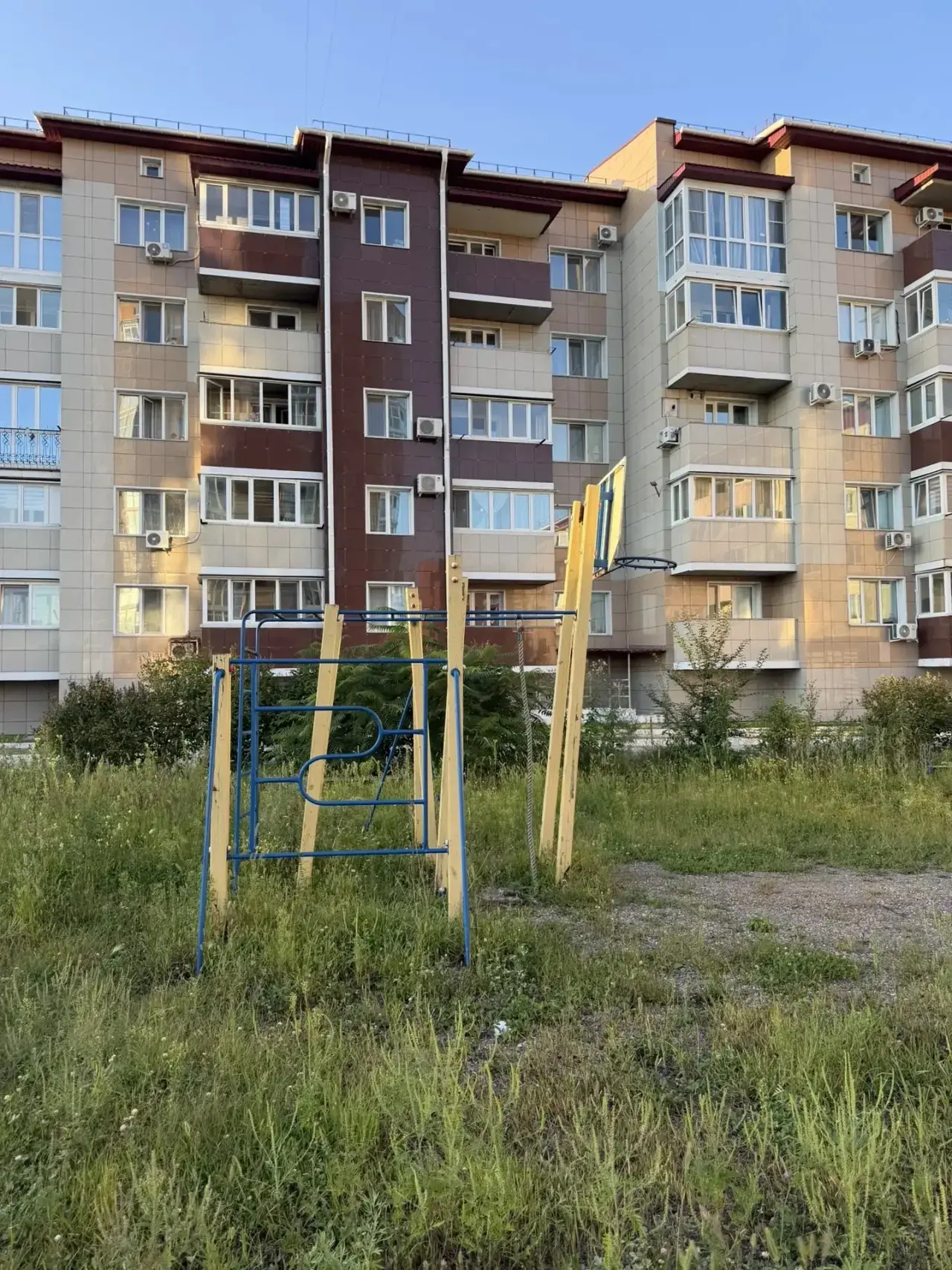 «Здравствуйте . Междуречье , ДЕТСКАЯ ПЛОЩАДКА около дома по адресу Выгонная 6. Куда смо...