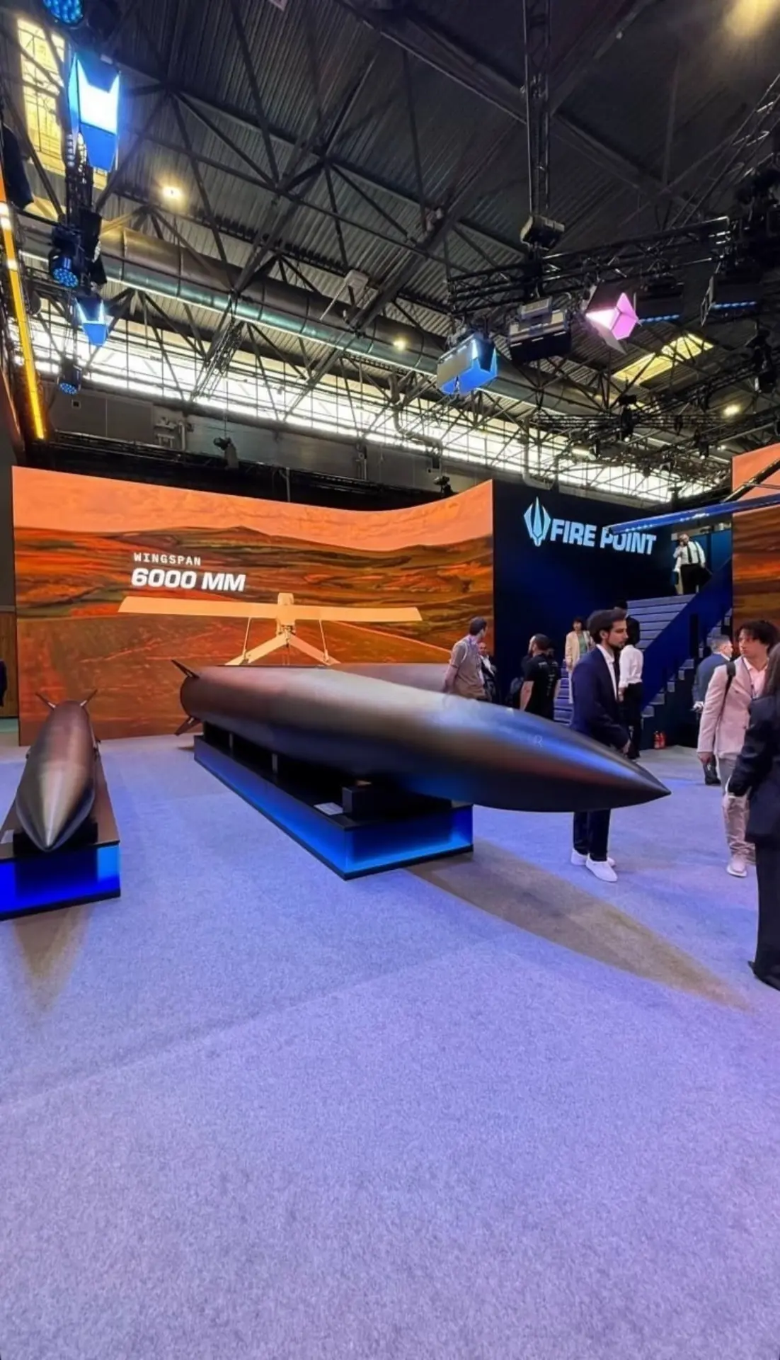 Макеты баллистических ракет FP-7 и FP-9 на выставке вооружений в Париже.
