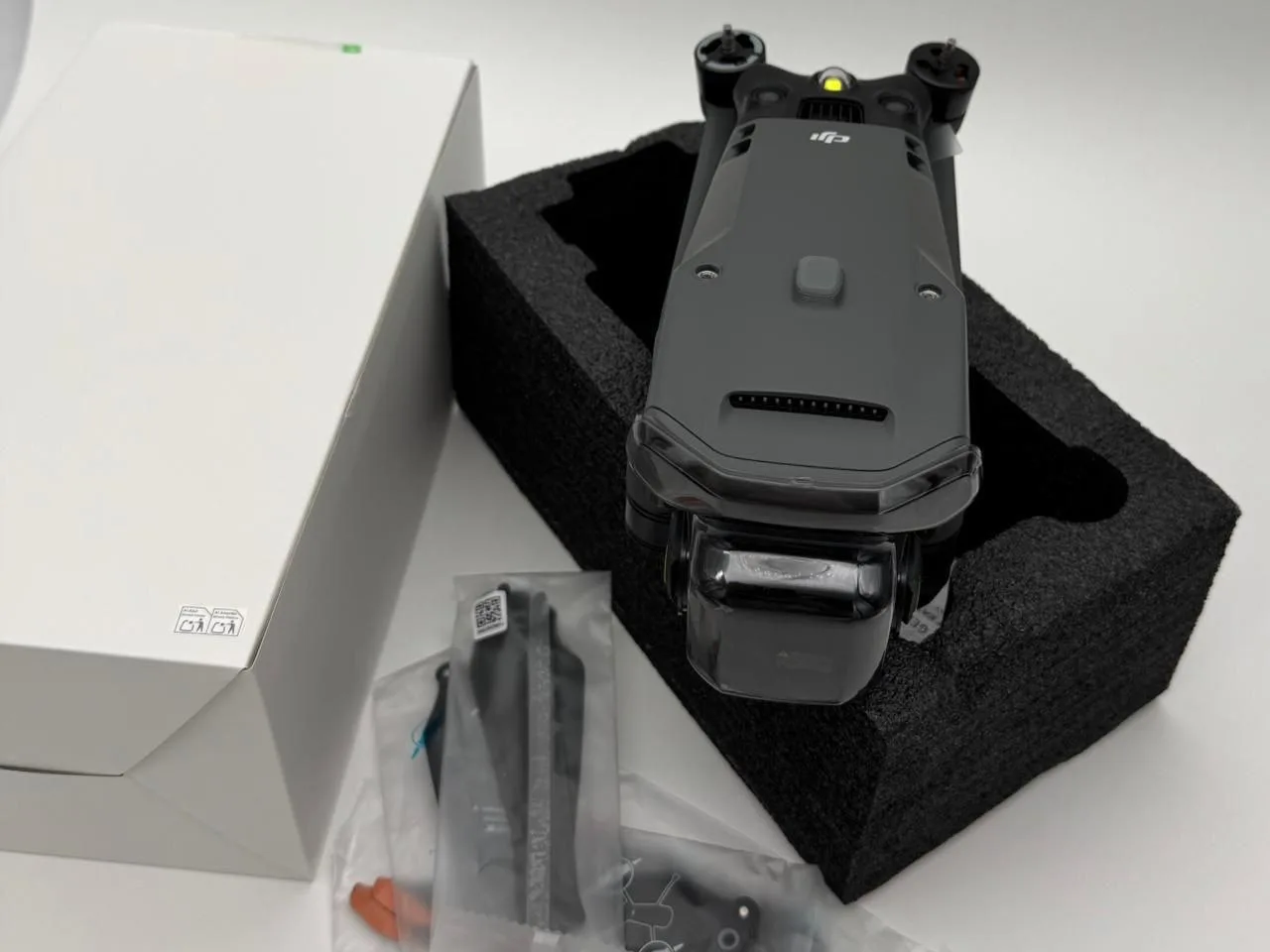 Квадрокоптер DJI Mavic 3T Thermal (с тепловизором) в комплектации «тушка»
