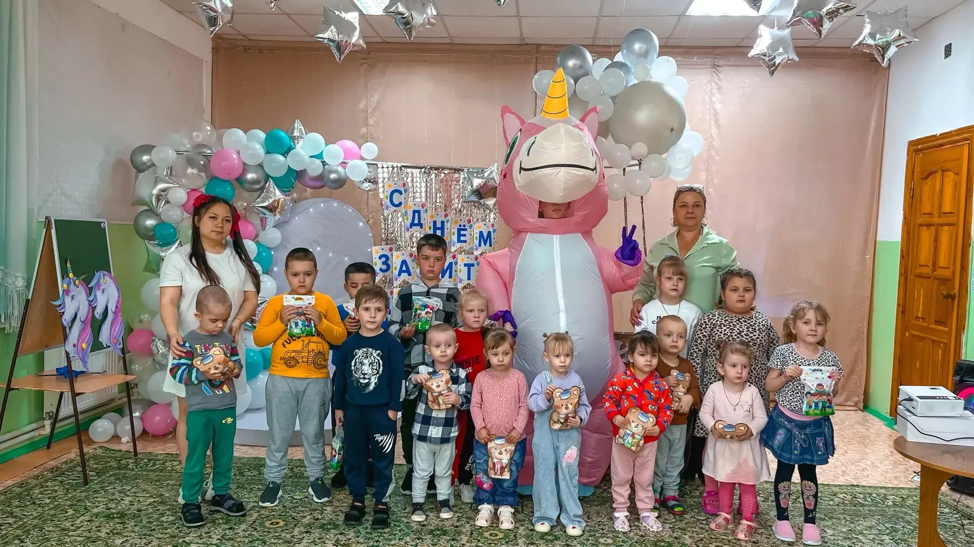 Пусть у каждого ребёнка будет детство,