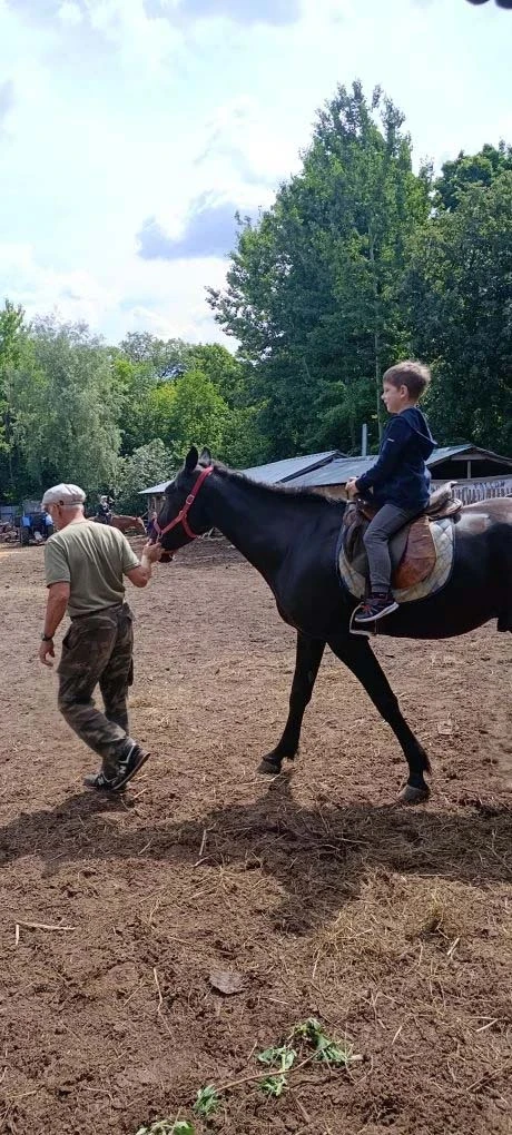 🏹 Живая история, чай из самовара и гончарный круг: наш день в «Русской слободе»