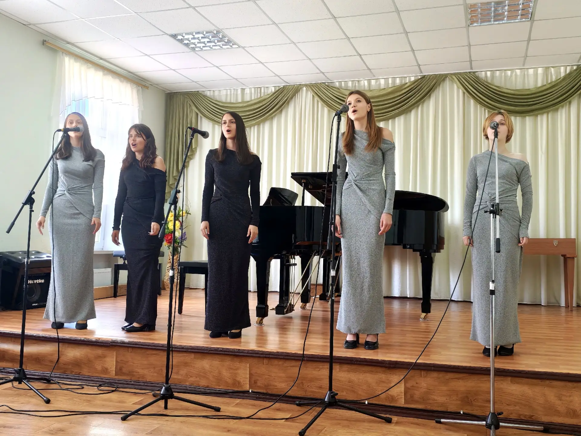 🎶28 мая в концертном зале Детской школы искусств № 3 города Донецка состоялся праздник вокальной му