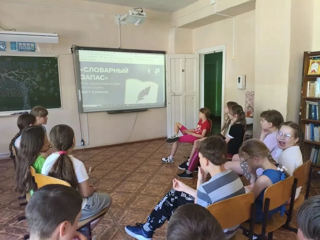 День пятый: Родной язык — душа народа
Сегодня мы отметили Пушкинский день! ❤️📚
Для 3-го отряда сост