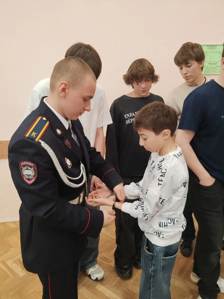 👮‍♂️ Сегодня, 12 мая, обучающиеся 8 и 9 классов с большим интересом приняли участие в профориентацио