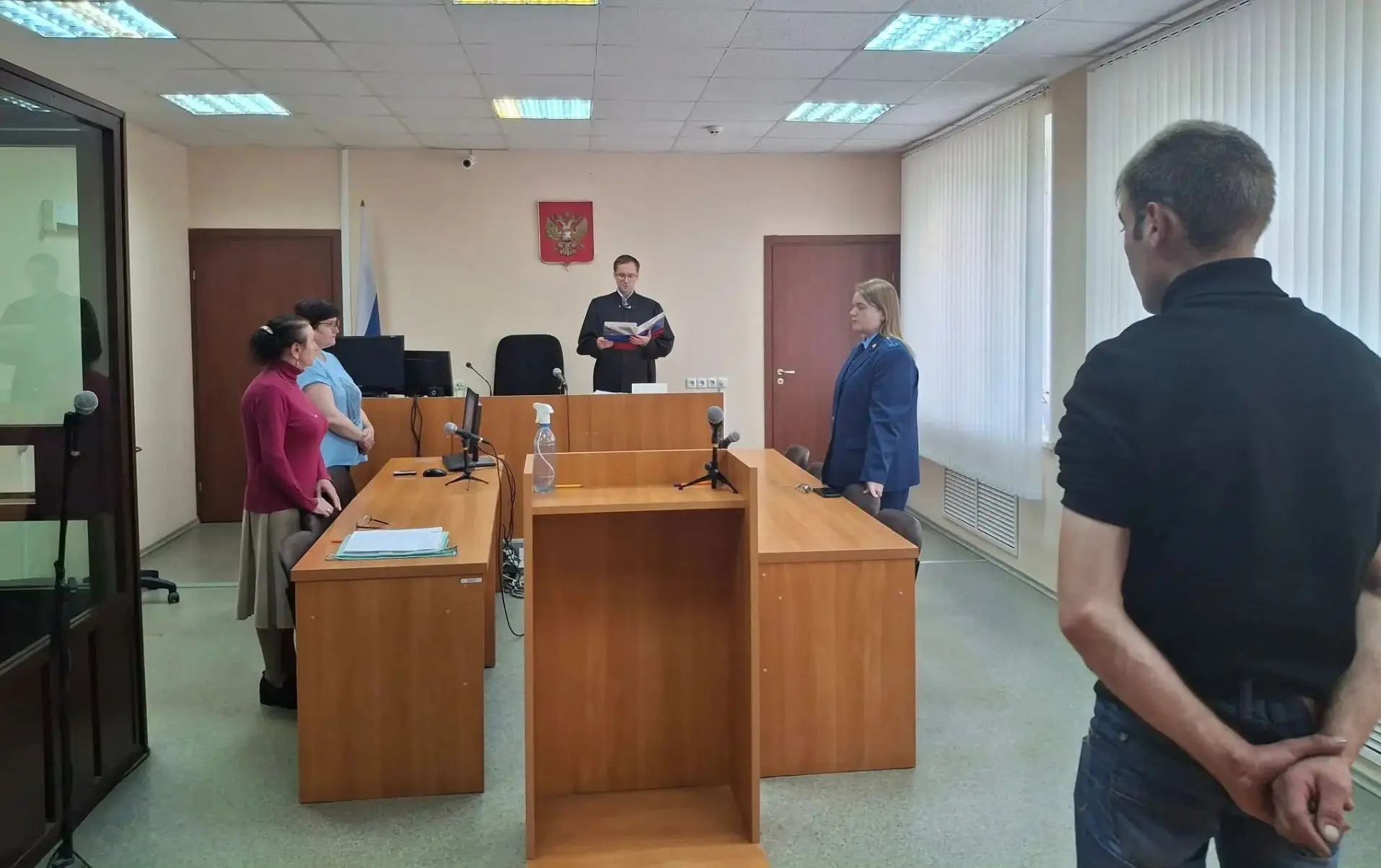 Фурмановским городским судом местный житель признан виновным в хранении в целях сбыта и...