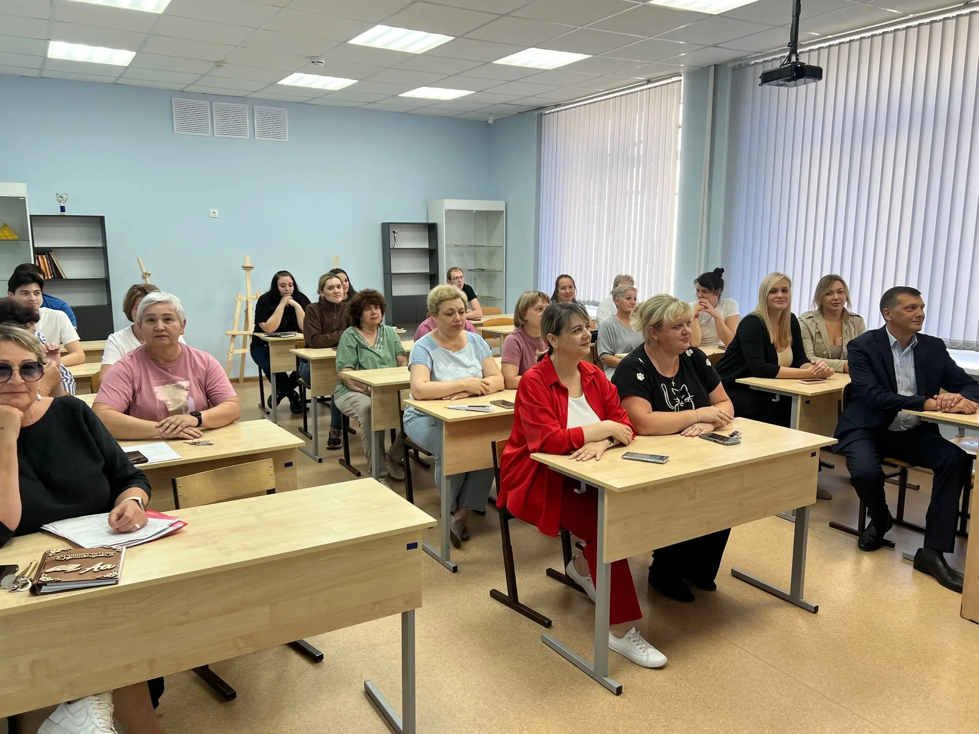 ⭐️⭐️⭐️Сегодня педагогический коллектив ГБОУ СОШ №14 ознакомился с итогами и задачами, о...